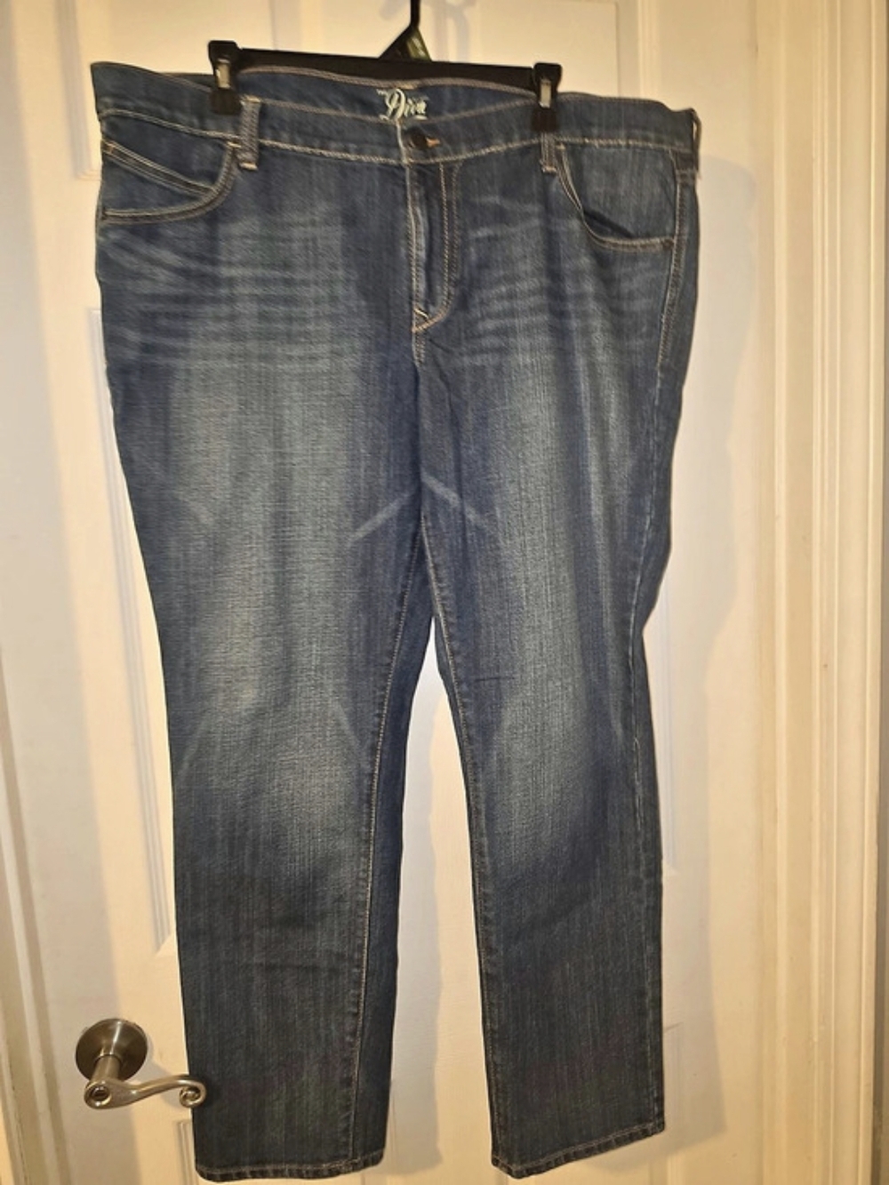 Old Navy Diva Straight Leg Jeans Blue Waist 18 Like New